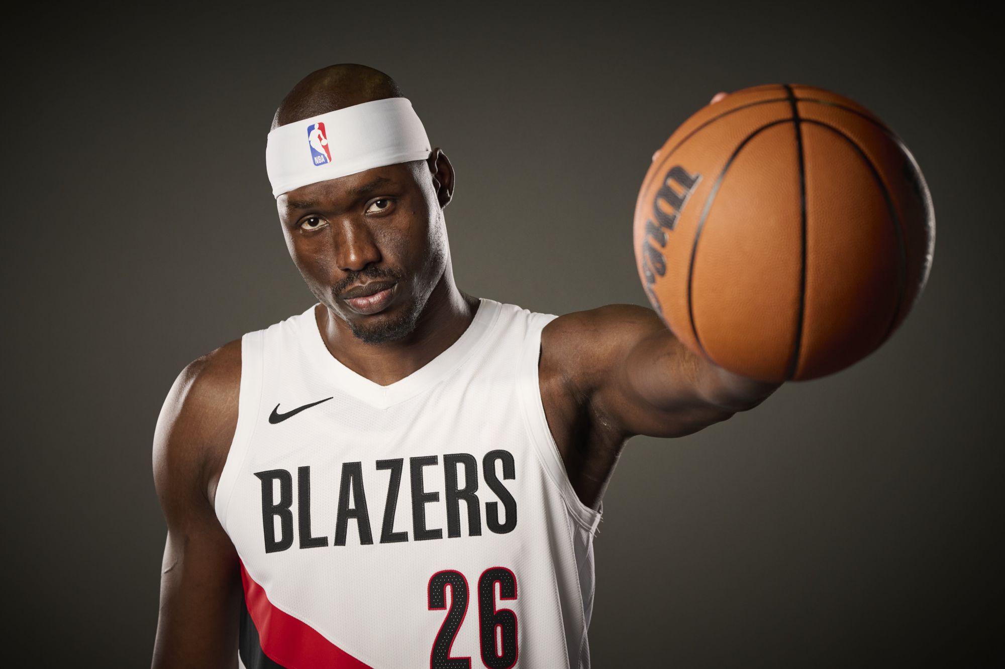 รีสทำสามพอยน์เตอร์ได้ 4 จาก 5 ลูก และทำคะแนนได้ 12 แต้ม 2 แอสซิสต์ และข้อผิดพลาด 0 ครั้ง โดยมีคะแนนรวมของทีมบวกลบ +21