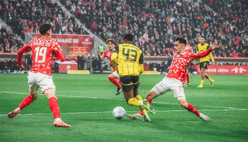 ไมนซ์ 05 พบ โบรุสเซีย ดอร์ทมุนด์