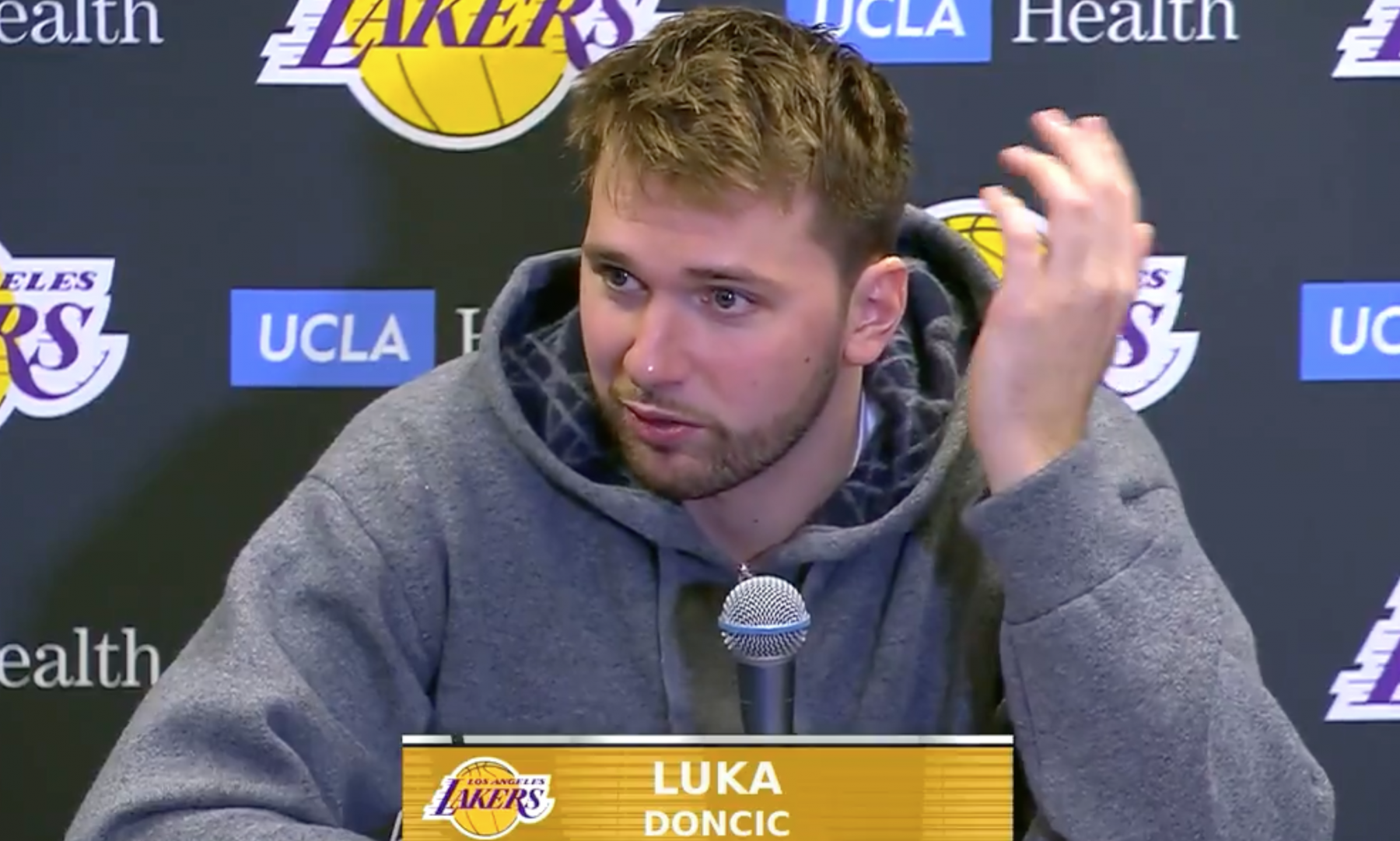 Doncic: ฉันเงียบมากเมื่อมาเลเกอร์สครั้งแรก ตอนนี้ฉันมักจะล้อเล่นกับทุกคนและแลกเปลี่ยนคำดูถูกกัน